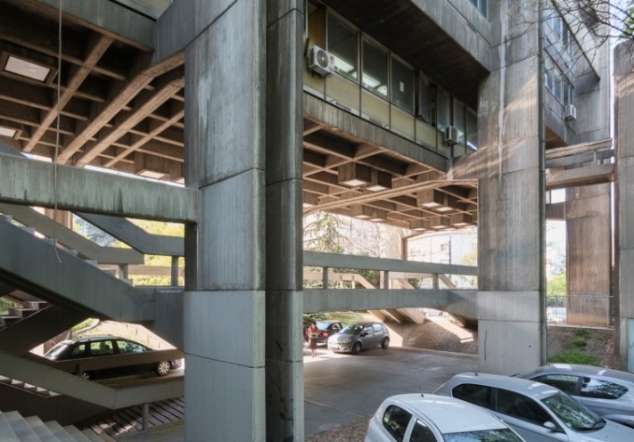 DAM_SOS-Brutalismus_Belgrade_Ivanic-e1510140555306